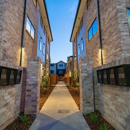Christchurch Entertainment Hub 2 Bed 2 Bath W Carpark Εξωτερικό φωτογραφία